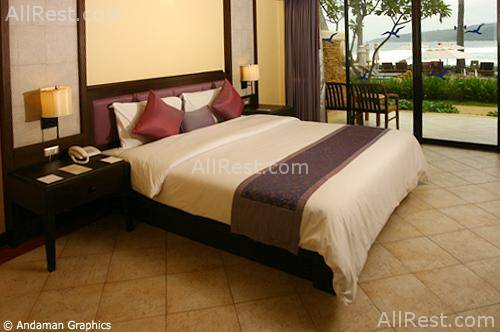 Karon Beach Resort & Spa 10